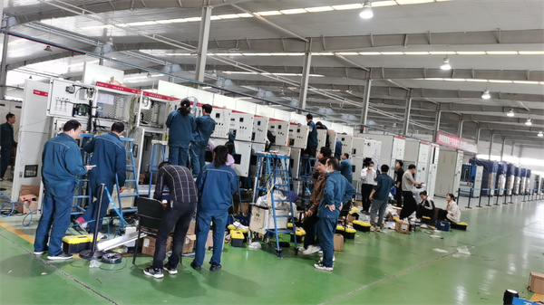 产销两旺干劲足 奋力拼搏“双过半”1.jpg 产销两旺干劲足 奋力拼搏“双过半”1.jpg