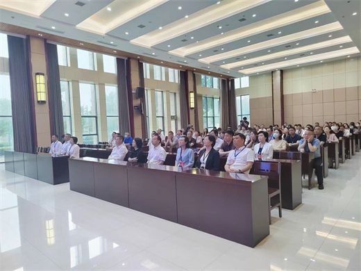 全省法治民企建设现场观摩到万洲2.jpg 全省法治民企建设现场观摩到万洲2.jpg